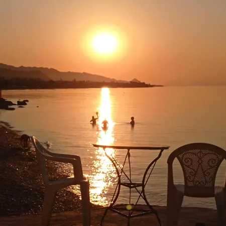 Tatil Evi Beachfront *