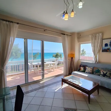 Beachfront * Xylokastro